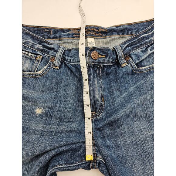 Abercrombie & Fitch Women's Size 8 Cotton Medium Wash Cuffed Bermuda Shorts - Picture 5 of 8